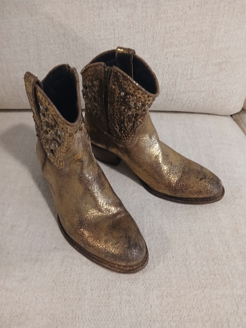 •FRYE• 'Deborah' Metallic Gold Western Ankle Boots with Stud Detail - Picture 6 of 15